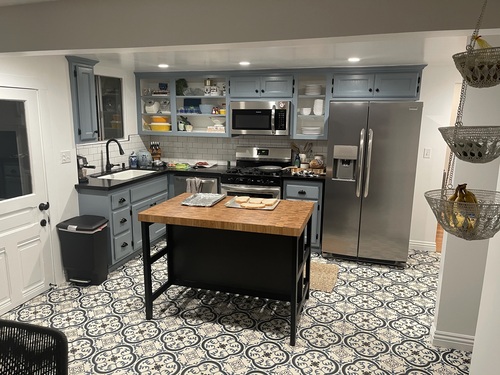 Image of a nicely remodeled kitchen
